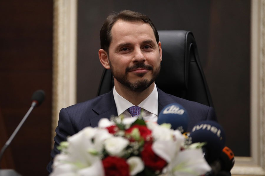 Cumhurbaşkanlığı Kararnamesiyle Hazine ve Maliye Bakanlığına bağlanan kurumlar:
💰 BDDK
💰 Sermaye Piyasası Kurulu Başkanlığı
💰 Merkez Bankası
💰 Ziraat Bankası
💰 Halkbank
💰 Vakıflar Bankası
💰 Kalkınma Bankası
💰 Merkezi Finans ve İhale Birimi
(📷: AA)
evrn.sl/yUlsHZ?a=5060e