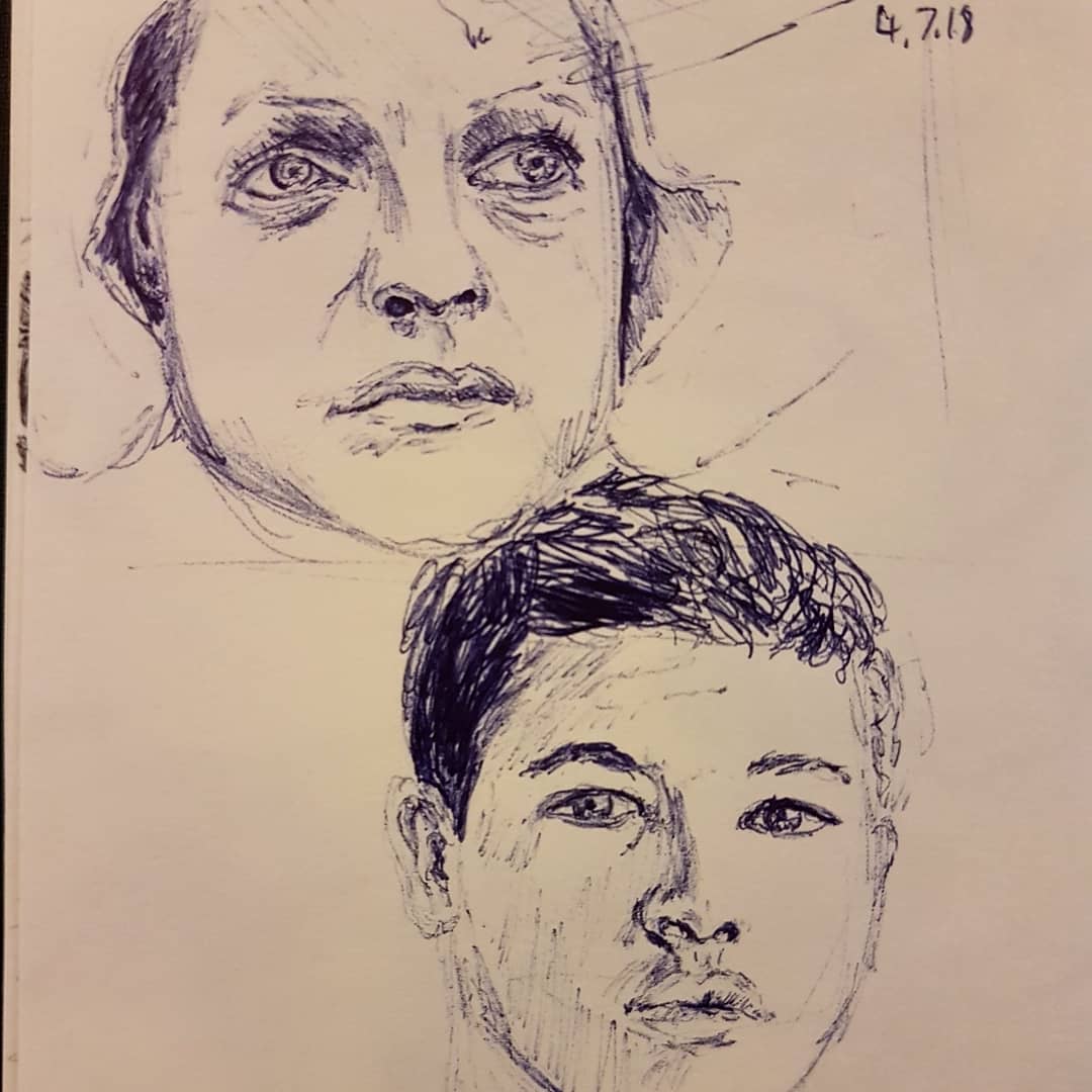 Sophies_Arts's tweet image. More from the quick-sketch-a-day journal! Was trying out some new techniques for life drawing so practiced with Kiko ❤ Also a bit of line drawing practice and other random bits and bobs
#sketch #haventmissedadayyet #journal #art #biro #practice