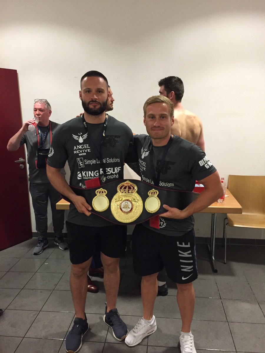 James_Morehen's tweet photo. Many many congratulations to the new World Champion @Rocky87Fielding on a brilliant performance, amazing to experience this with a great team of top blokes  @ehall1403 @JamieMoore777 @Nigel_Travis @MartinMurrayBox family and friends 👌🏻 🥊 🥇 https://t.co/fb9W6NTuve