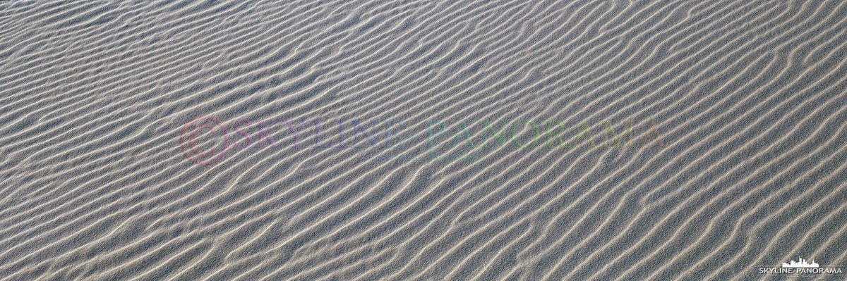 SebFFM2010's tweet photo. Ein etwas untypisches Motiv für ein #Panorama, es zeigt die  #Struktur im trockenen #Sand die bei leichtem #Wind entsteht. Das Panorama  ist #hochauflösend und am #Strand von Nebel auf #Amrum entstanden. https://t.co/rQztehXyMW https://t.co/hdM27g0XvX