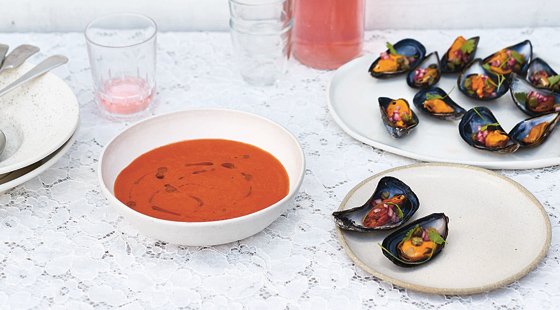 Recipe of the week: Red pepper gazpacho with mussel scoopers, from <a href="/frankie_u/">Frankie Unsworth</a>'s The New Art of Cooking

thecaterer.com/articles/532309