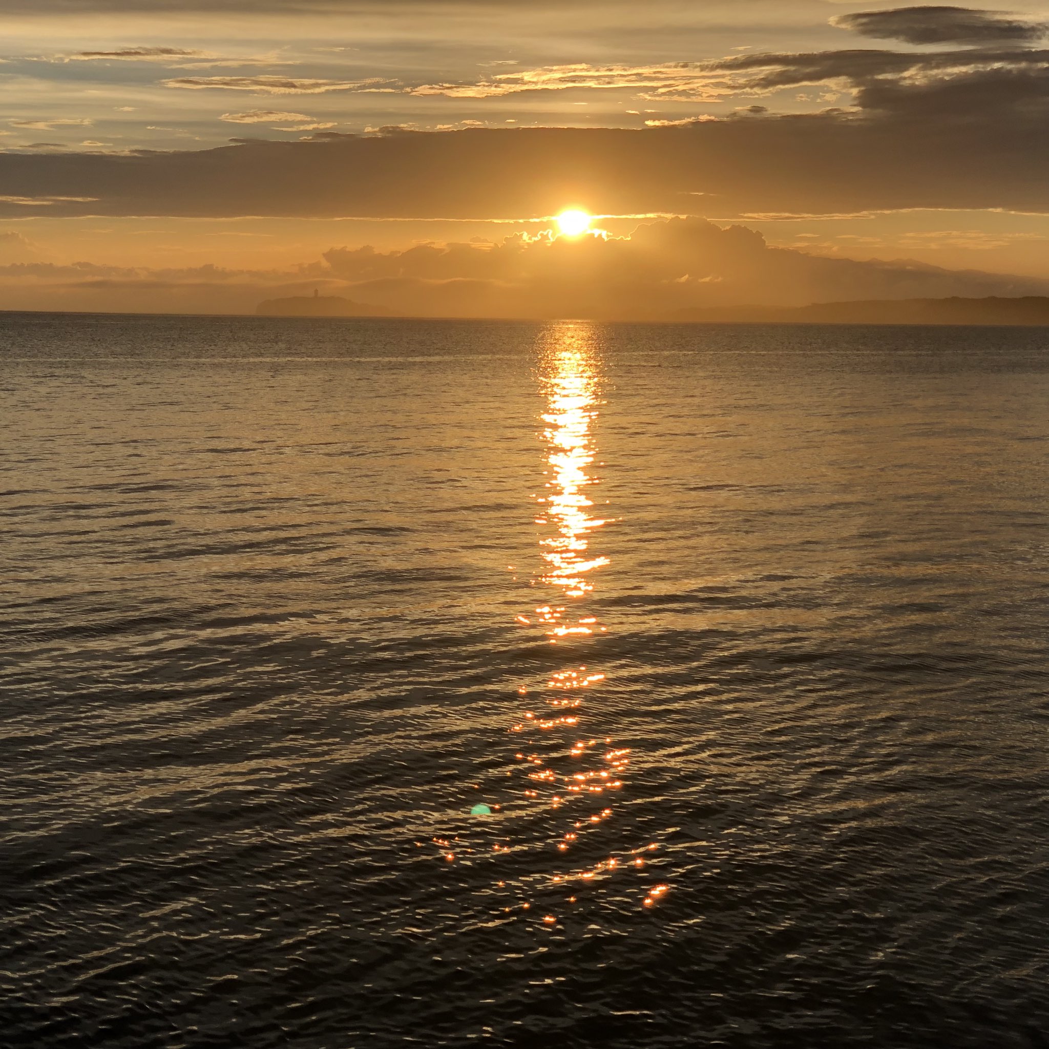 池田なみ子 Twitterren 見つけたぞ 永遠を それは太陽に融ける海だ アルチュール ランボー 永遠 村上龍 の 69 の中の訳を引用 どがん意味たい 意味とか考えたらいかん 詩は感じるものたい このくだりが好き T Co Tafqs62hhn
