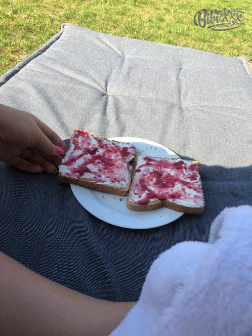Sonntag.. Sonne.. Fr&uuml;hst&uuml;ck.. was braucht man noch?? #summer #sundax #breakfast #toast #mydirtyhobby<a href="/tag/summer"class="tags"><span>#summer</span></a><a href="/tag/breakfast"class="tags"><span>#breakfast</span></a><a href="/tag/toast"class="tags"><span>#toast</span></a><a href="/tag/mydirtyhobby"class="tags"><span>#mydirtyhobby</span></a><a href="/tag/bibixxx"class="tags"><span>#bibixxx</span></a>