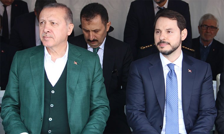 Askerliğini bedelli yapan Berat Albayrak generallerin atanmasına imza atacak
cumhuriyet.com.tr/haber/siyaset/…