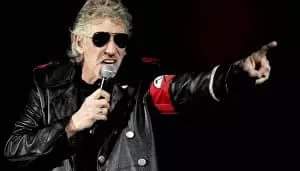 "Non  troverò mai le parole adatte ad esprimere i miei sentimenti di ammirazione sconfinata per per tutte le persone di #Gaza e della #Cisgiordania che resistono eroicamente alla brutale #occupazione #israeliana." 

#rogerwaters