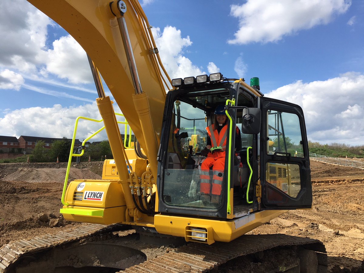 bovishomes's tweet photo. Revd Catherine Lomas discusses life as the vicar for Stanton Cross in Wellingborough, a community that is still being built! https://t.co/eM52xskY2p https://t.co/JlY2fumMOs