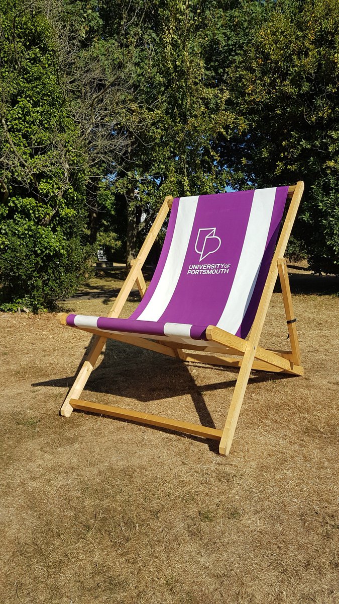 UOPGraduation's tweet photo. Guildhall ready... check! Giant deck chairs up? ... check! See you Monday @UoPScience undergraduate* students! *See you Tuesday @UoP_PharmacyBMS undergrads! 👩🎓 https://t.co/eROH9rhqqk