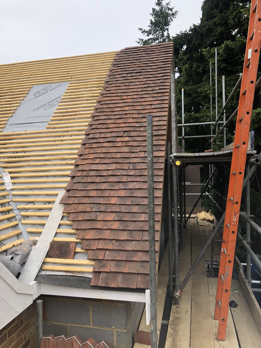DistinctLtd's tweet photo. Chorleywood project - roofing team doing a great job!#builders,#developers,#carpentry,#oak,#roofers,#windows https://t.co/GsFELKHcIi