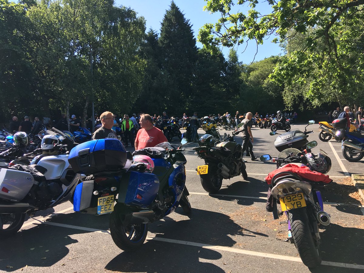 JacquieBirditv's tweet photo. Motorbikes as far as the eye can see. Gearing up for the start of #DAATrideout https://t.co/RHu4nvDzTx