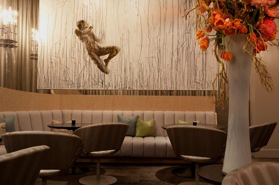 50BestBars's tweet photo. Aviary in #Chicago is the first of its kind: a bar without having a bar; instead it houses a kitchen of bar-chefs wielding their wizardry out of sight. #Worlds50BestBars @AviaryCocktails @Gachatz https://t.co/kjMad43fdH