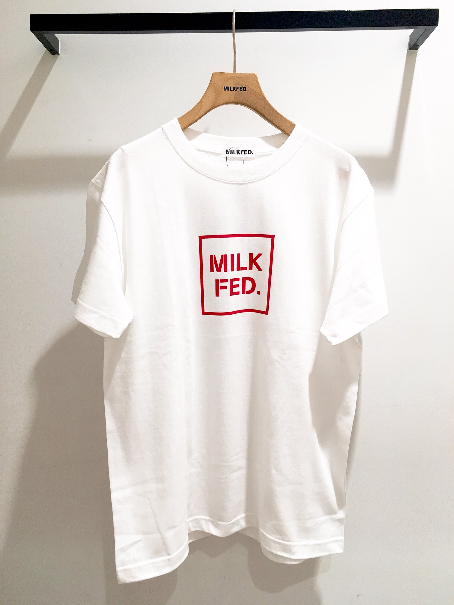 Milkfed ミルクフェド 暑い夏を かわいいロゴtシャツで オシャレに乗り切る Ss Tee Framed Logo 4 000 Tax T Co Oxbgsatvcw Milkfed