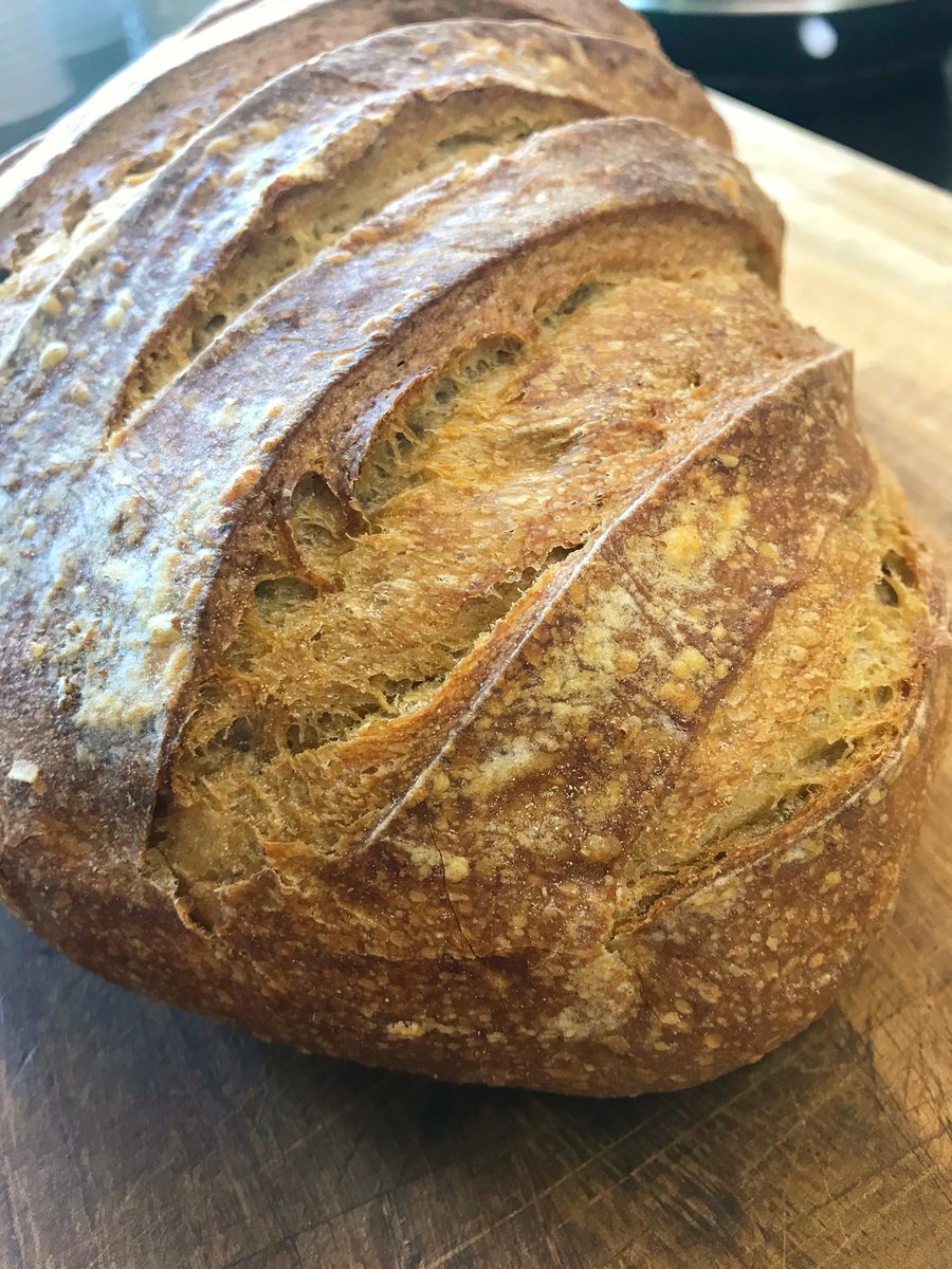 Valehousekitch's tweet image. Introduction to Bread Making Course today with the brilliant Martin from @JoesBakeryBris - one of the best things, other than learning how to make incredible Bread is Martin’s sourdough for breakfast!! #bread #breadmaking #breadmakingclass #realbread #valehousekitchen