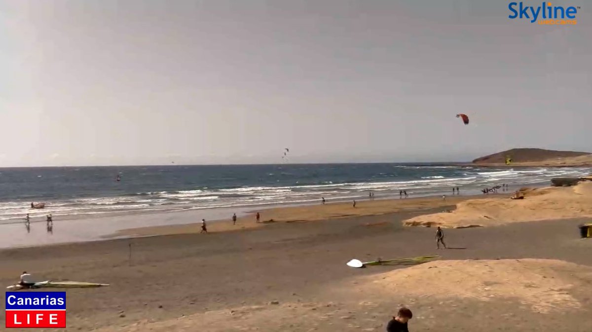 CanariasLifeW's tweet photo. Domingo 15 de julio 10:45 horas @TfeKitesurf @elmedanosurf @MuchoXdescubrir 

👀https://t.co/uVMCUUdaq0 https://t.co/DSQhek4miz