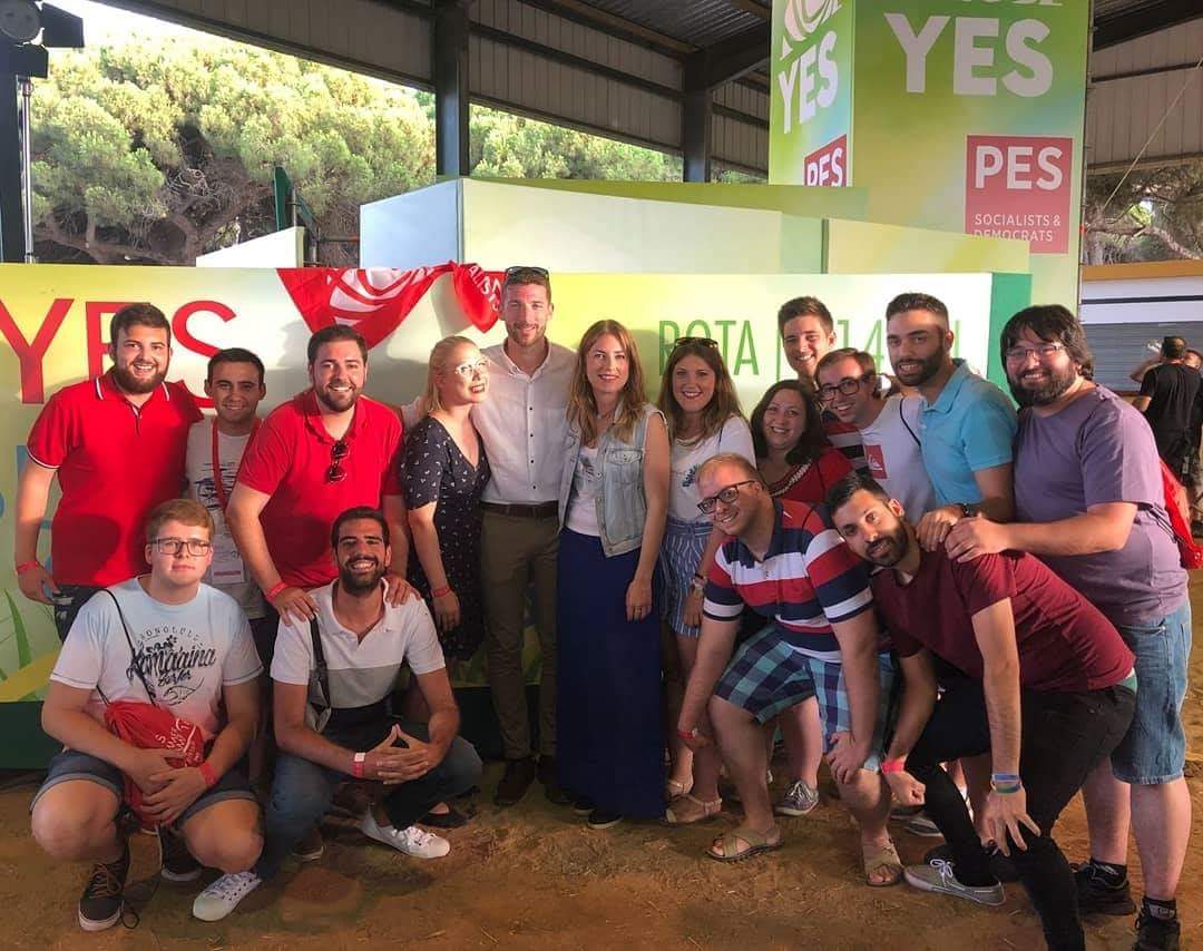 JSE_ORG's tweet photo. Una semana llena de formación, actividades, convivencia y disfrute; la #YesSummerCamp2018 ha llegado a su fin. Agradecemos todo el esfuerzo realizado por los compañeros y compañeras de JSE y @YESocialists porque sin su apoyo, todo esto no hubiera sido posible. ¡Mil GRACIAS! https://t.co/Y7uzGwG07X