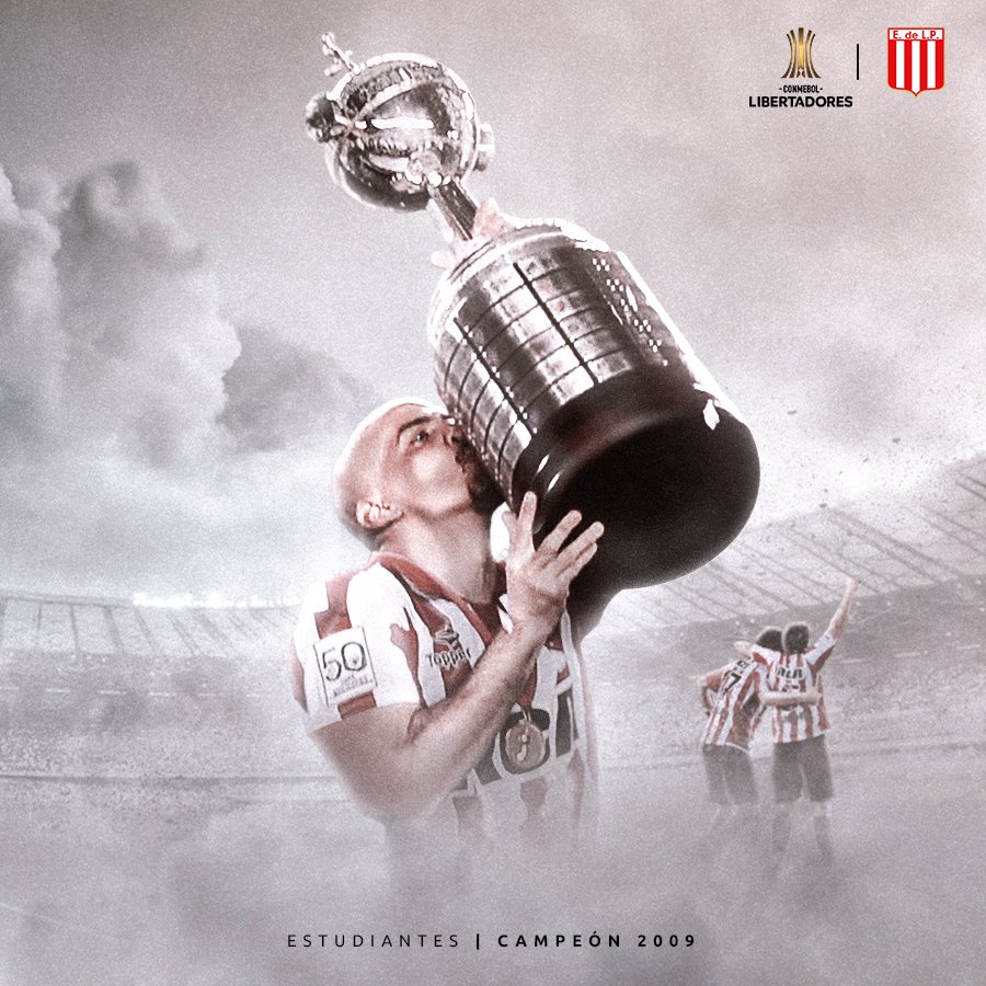 Libertadores's tweet photo. 👌💪 En 2006, a los 31 años, volvió a @EdelpOficial, su club del corazón, que llevaba 36 años sin ganar la @Libertadores 

 🔙🏆 Un día como hoy hace 9 años Juan Sebastián Verón levantaba la Libertadores 2009 tras la hazaña de darle vuelta la final a @Cruzeiro en el Mineirao https://t.co/a11o2NRIVX