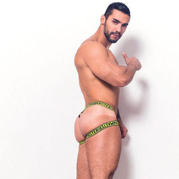 ☀️Sunday , funday . 😘 just like this or nothing..🤷🏻&zwj;♂️ .. .. .. .. .. #aradwinwin #Persian #muscle #smooth<a href="/tag/lifestyle"class="tags"><span>#lifestyle</span></a><a href="/tag/clean"class="tags"><span>#clean</span></a><a href="/tag/happy"class="tags"><span>#happy</span></a><a href="/tag/lean"class="tags"><span>#lean</span></a><a href="/tag/dallas"class="tags"><span>#dallas</span></a><a href="/tag/muscle"class="tags"><span>#muscle</span></a>