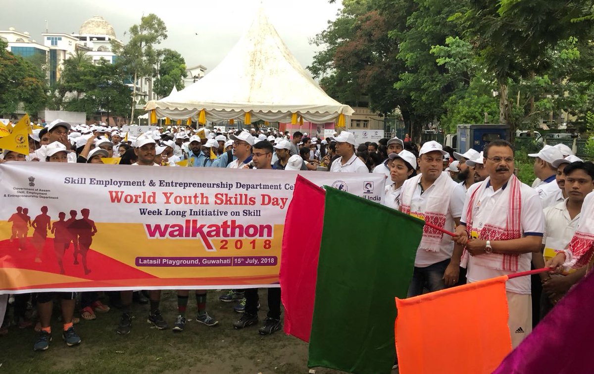 cmpatowary's tweet photo. Flagged off and participated at the Walkathon-2018 organised by Assam Skill Development Mission on the ocassion of #WorldYouthSkillsDay in Guwahati.
@sarbanandsonwal @dpradhanbjp @mygovassam https://t.co/J4E0SUfWNL