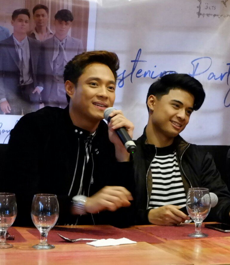 jenrepz's tweet photo. Grabe cute na cute talaga ko sa smile ni Russell. Napakacontagious. Natutuwa ako pag tumitingin sya. Hihi

#RussFord
#BPHListeningParty https://t.co/XjOAStfeju