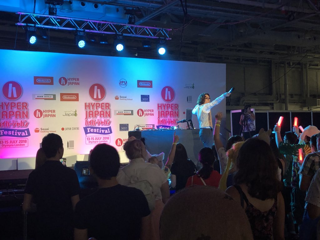ksyk1223's tweet photo. DJ sunaP "HYPER ANISON PARTY" is now plaing.
#hyperjapan2018 #sunaP #アニソン https://t.co/xi6ium2TL8