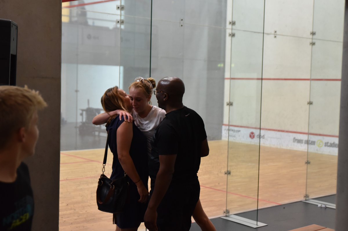 Margot Prow (ENG) claims G17 title after suprise act against Marta Dominguez (3/4) <a href="/englandsr/">England Squash</a> #dpddjo18 <a href="/dpdNL/">DPD Pakketservice NL</a> @PSAWorldTour <a href="/DunlopSquash/">Dunlop Squash</a> <a href="/SquashSite/">Squash Site</a> <a href="/EuropeanSquash/">European Squash Federation</a> #squash