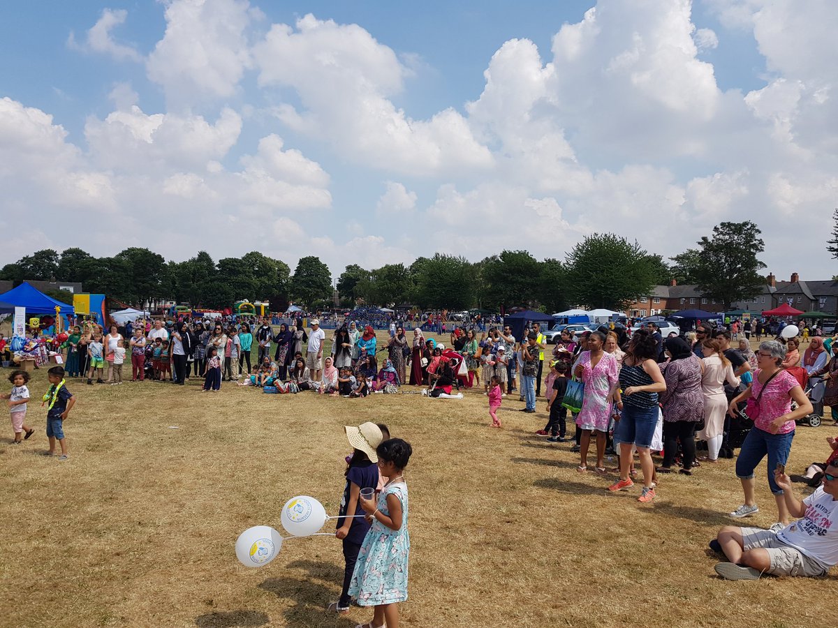 Open Door (@hhopendoor) on Twitter photo A pleasure to be part of organising such an awesome event that brings so many people together to be #OneCommunity in #HodgeHill <a href="/HHCARNIVAL/">Hodge Hill Carnival</a> A pleasure to be part of organising such an awesome event that brings so many people together to be #OneCommunity in #HodgeHill <a href="/HHCARNIVAL/">Hodge Hill Carnival</a>