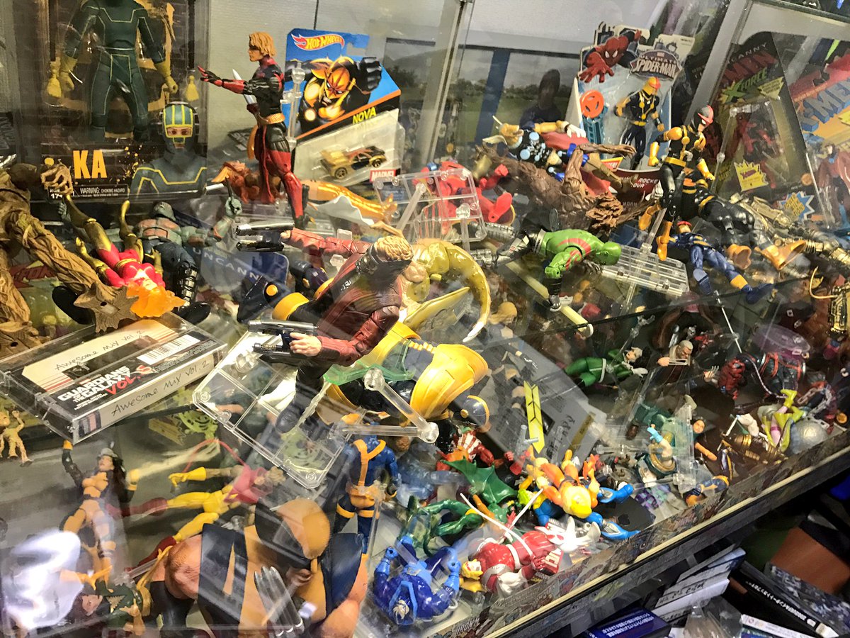 Uncanny パパス Auf Twitter 大阪北部地震で倒れまくったマーベルレジェンドのフィギュアがようやくこうなりました