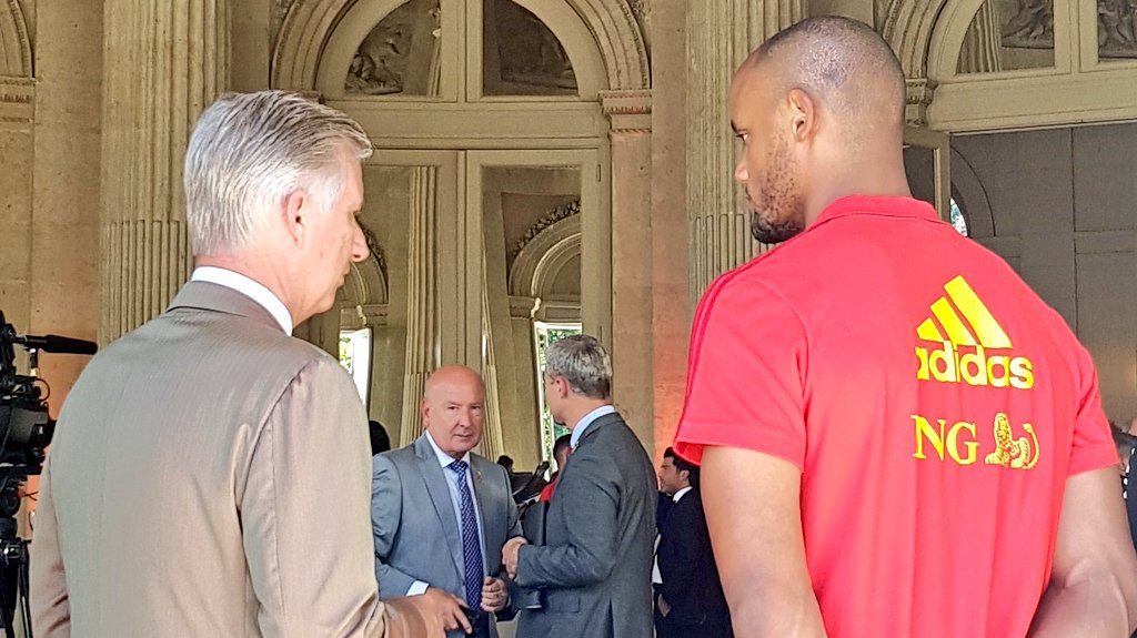 🤴 #KingPhilippe &amp; #VincethePrince 😊

#REDTOGETHER 
#WorldCup 
#Bronze 🥉