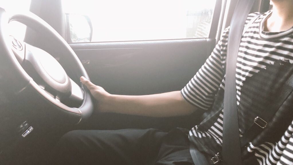 MaN01u's tweet photo. #ladmusician #17ss https://t.co/tuPCba8duv