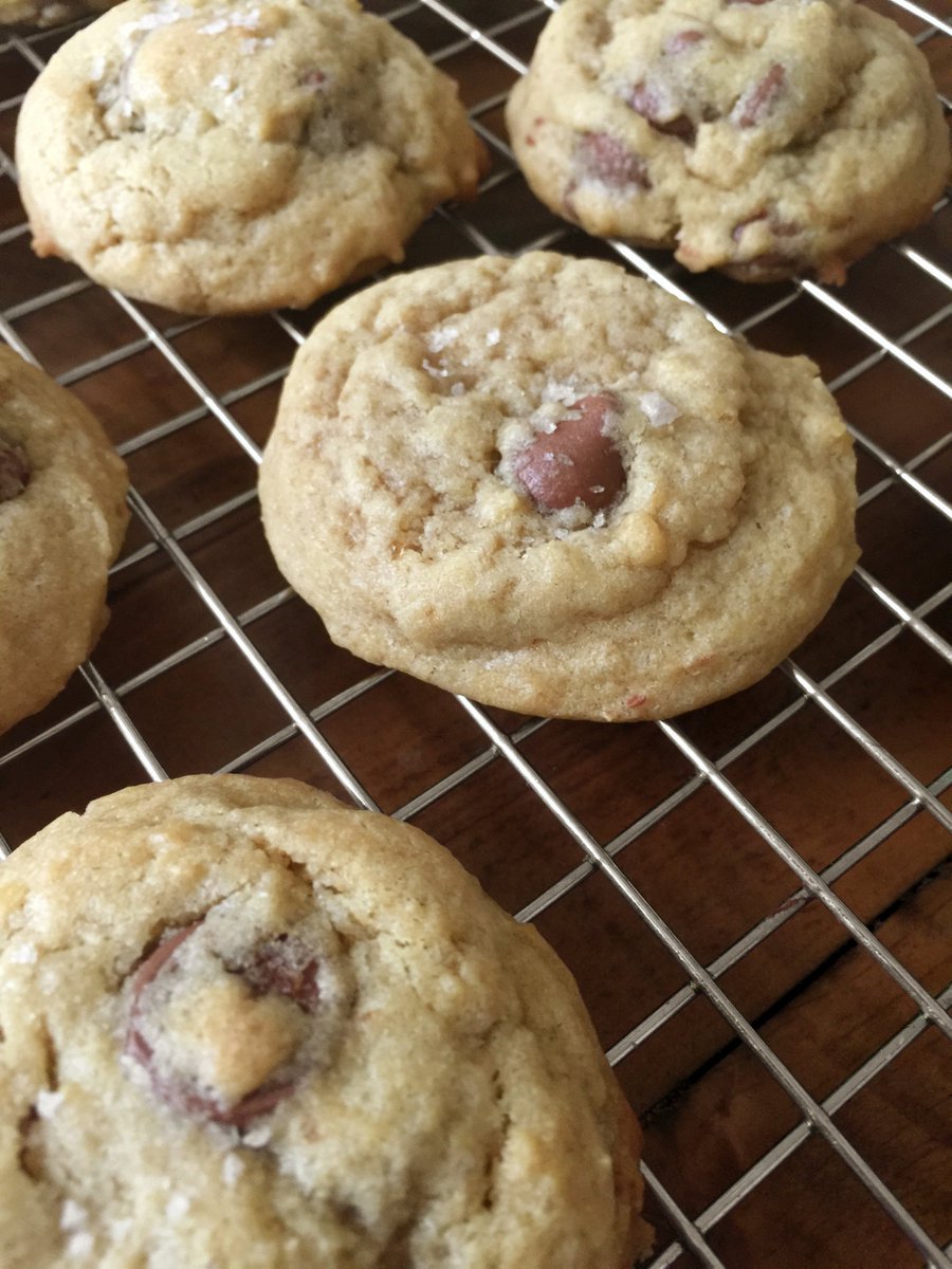 The Only Chocolate Chip Cookie Recipe You'll Need For the Rest of Your Life bit.ly/2ITQOYE