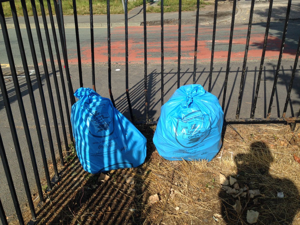 friends of plant hill park (@foplanthillpark) on Twitter photo Had to do yet another litter pick. It was spotless on thursday. Plus a little tidy up on friday afternoon. If the park is a mess we are sorry. But we are fighting a battle against ignorance No dog wardens either!?! They would make £1000 a day in this park alone <a href="/MCCHBlackley/">MCC HigherBlackley</a> Had to do yet another litter pick. It was spotless on thursday. Plus a little tidy up on friday afternoon. If the park is a mess we are sorry. But we are fighting a battle against ignorance No dog wardens either!?! They would make £1000 a day in this park alone <a href="/MCCHBlackley/">MCC HigherBlackley</a>