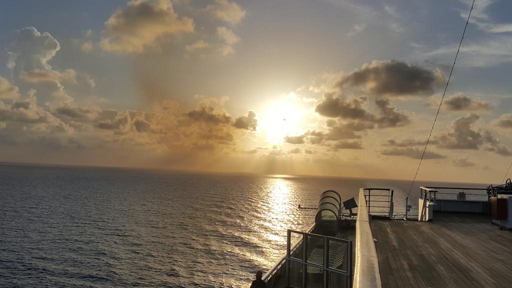 swilliams206's tweet photo. Morning walk on @CarnivalCruise Glory. Post -#2018utc https://t.co/JvIGqAdorV