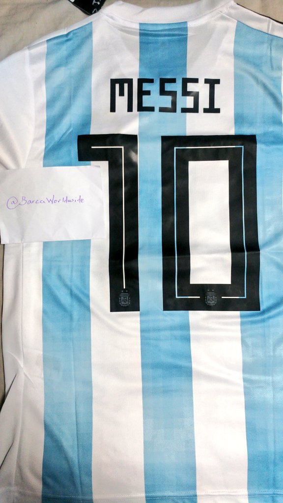 👕GIVEAWAY: As soon as we hit 75K followers, we will give away the Messi Argentina Jersey we got from goo.gl/YeLEUs

All you have to do is RT🔃 this tweet, follow <a href="/BarcaWorldwide/">Barça Worldwide</a> and visit the website above👆 The winner will be announced at 75K followers!

Good luck👍