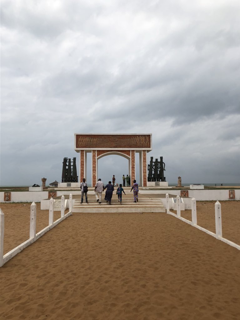 a_presbitero's tweet photo. Leaving Benin after a great #afes2018 conference and an incredible hospitality by @lwantchekon and @ASE_cotonou. Thanks! https://t.co/iXKGMlQk1n