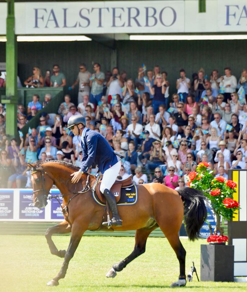 Third place for our nation Sweden in Longines FEI Jumping Nations Cup™ Of Sweden! <a href="/longines/">Longines Watch Co.</a> @LonginesEq <a href="/FEI_Global/">The FEI</a> #longinesfeinationscup #sweden #falsterbohorseshow #supportyournation #nationscup