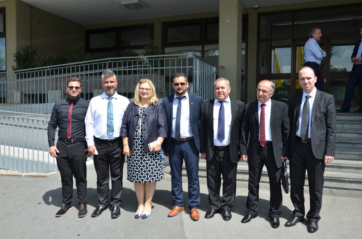 unknown_unkno01's tweet image. AK Platform Yönetimi olarak Sayın Türkiye Cumhuriyeti Baş Konsolosluğunun 15 Temmuz Anma Programı Davetine Teşrif Ettik.

Gelecekte yapılacak olan Programlarda Buluşma Arzusuyla, Emeği geçen herkese Teşekkür Eder Şükranlarımızı Sunarız.

#TC
#15Temmuz
#AKPlatform
#AKGENÇLİK