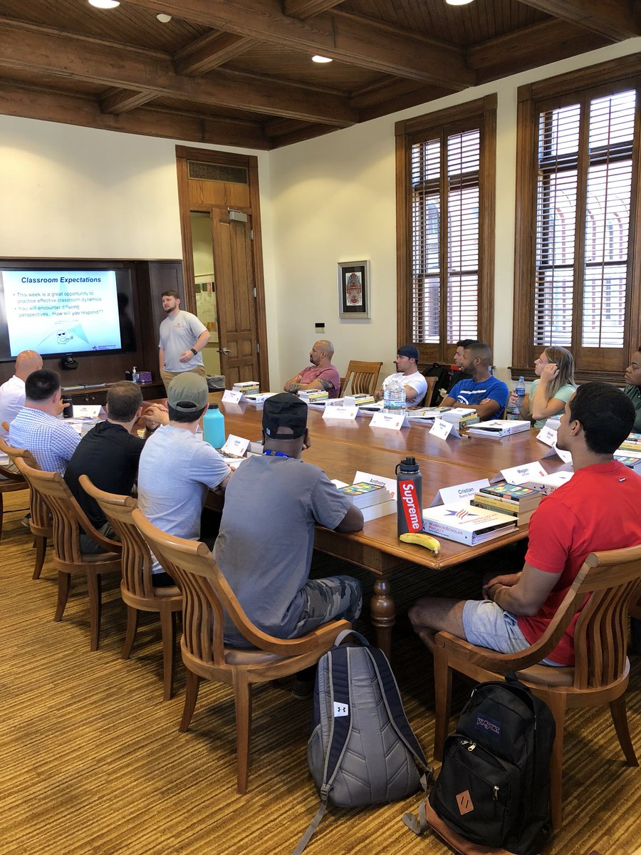 SyracuseOVMA's tweet photo. .@WSP_Vets has kicked off for another week long “academic boot camp @SyracuseU! #WSP2018 https://t.co/TblGhvw5PC