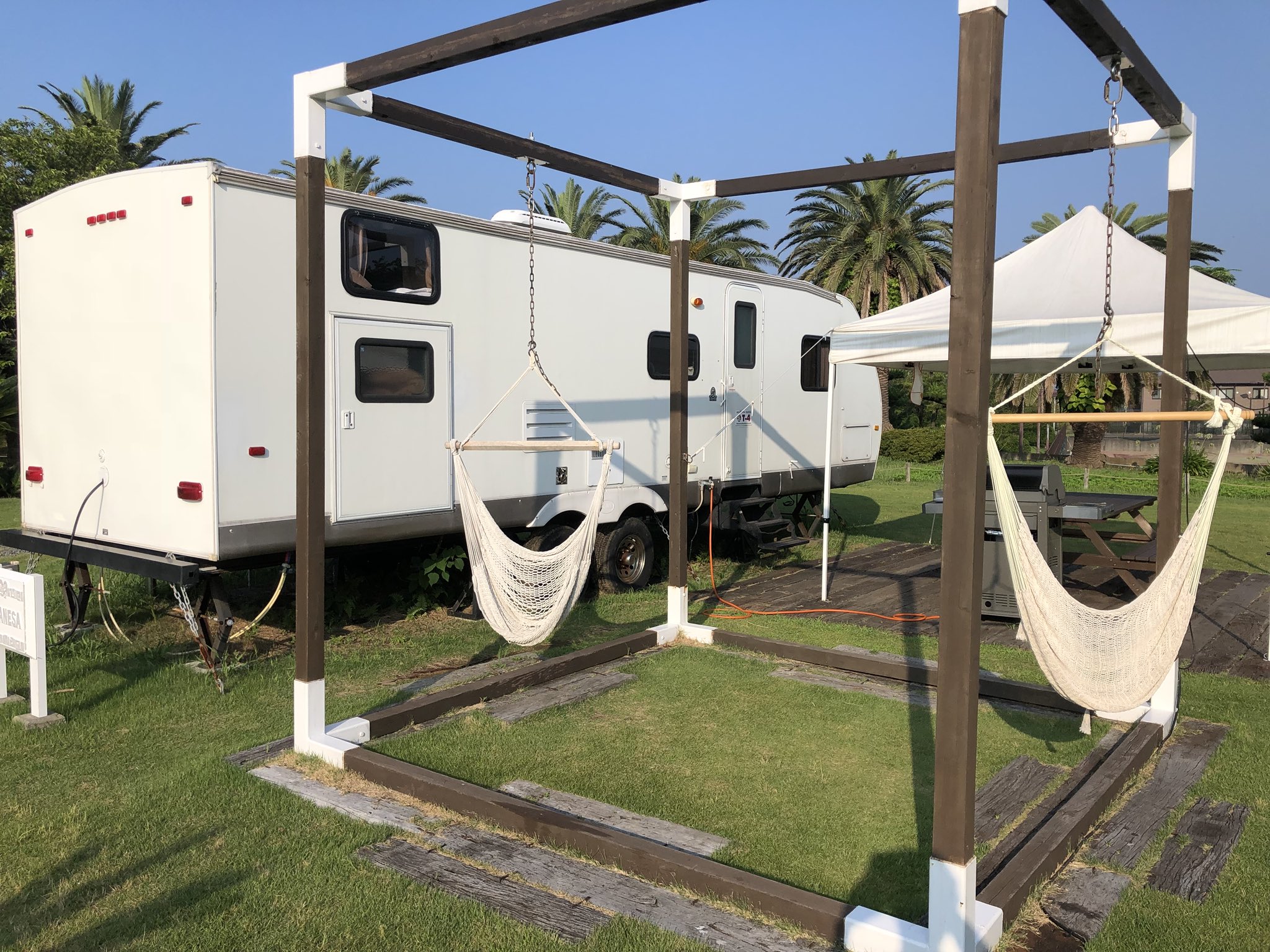 たかはし さあ 帰宅しました 兄貴に感謝 とても良い家族旅行ができました これからの夏休み まだデートの旅行先が決まってない方 是非 初島アイランドリゾートどうですか 初島アイランドリゾート トレーラーヴィラ T Co B04asd5uh1 Twitter