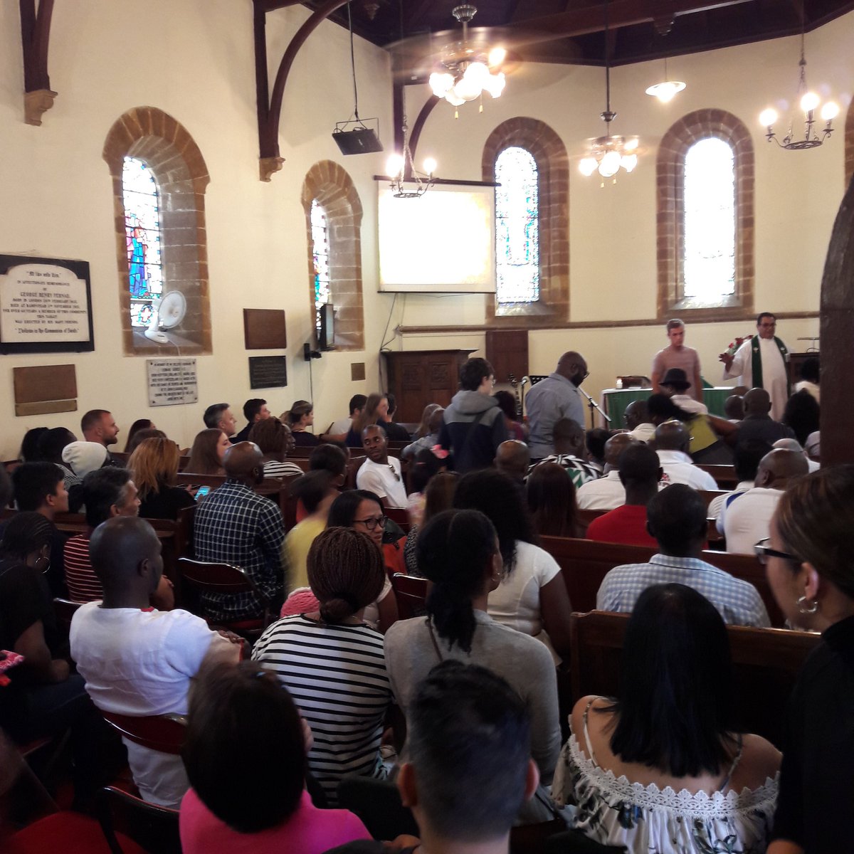 JasonIvory70's tweet photo. @collective_call helping the local #refugee community in #Casablanca @DioceseinEurope giving to those in desperate need. Standing room only at #StJohnsChurch today. @churchofengland @church https://t.co/iVuQtaE50a