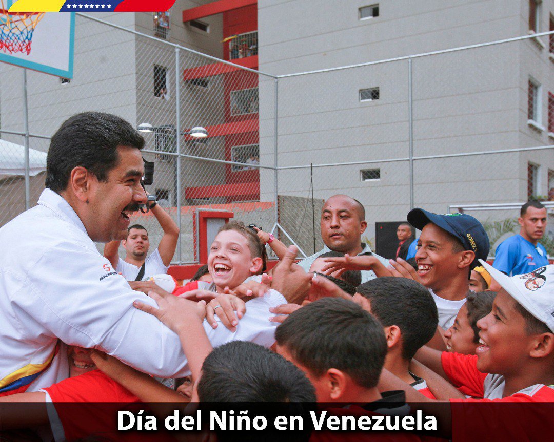 Con gran alegría y amor felicito a todos los niños y niñas de la Patria, son ustedes el motivo y la razón de mi lucha diaria. Seguiré consolidando el sistema de protección y seguridad para garantizarles un futuro bueno, bonito y próspero. ¡Feliz Día del Niño! Dios los bendiga...