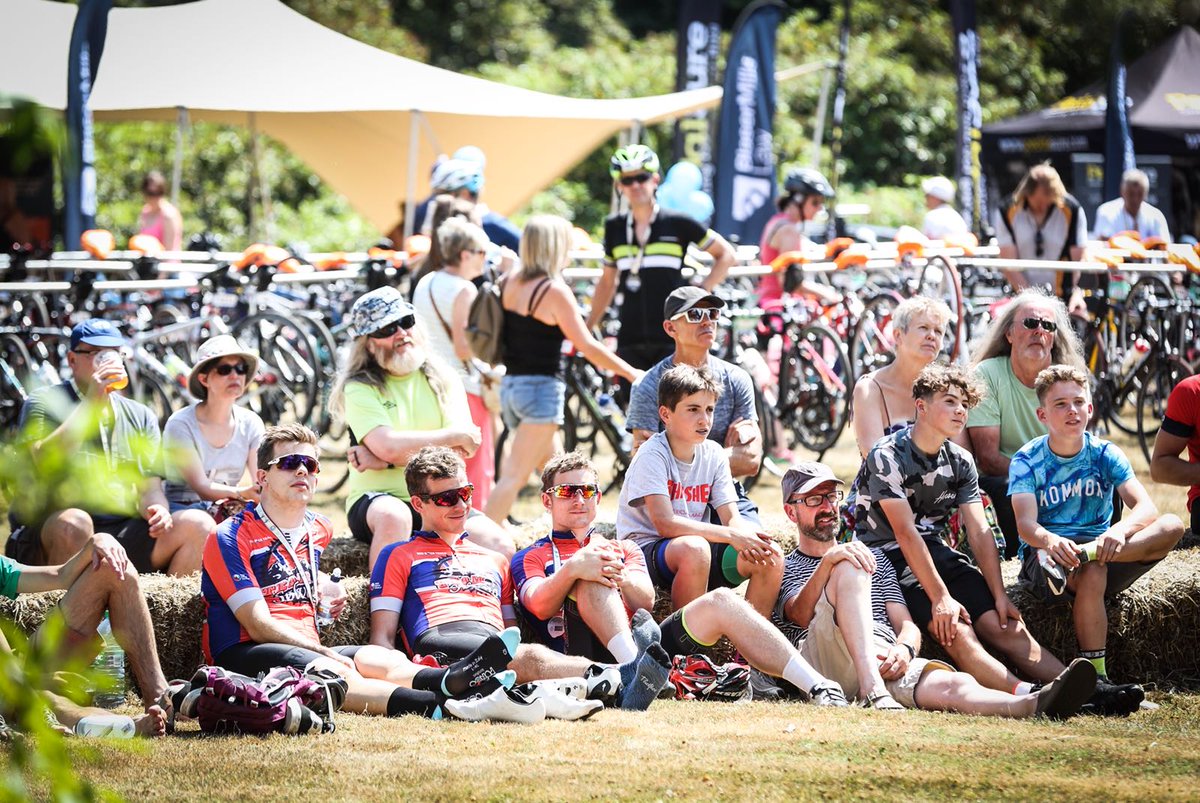 Fabulous to see cyclists and their families hanging out and enjoying <a href="/LeTour/">Tour de France™</a> on the big screen at the <a href="/ChilternCycling/">Cycling Festival</a> Festival! #Chiltern100