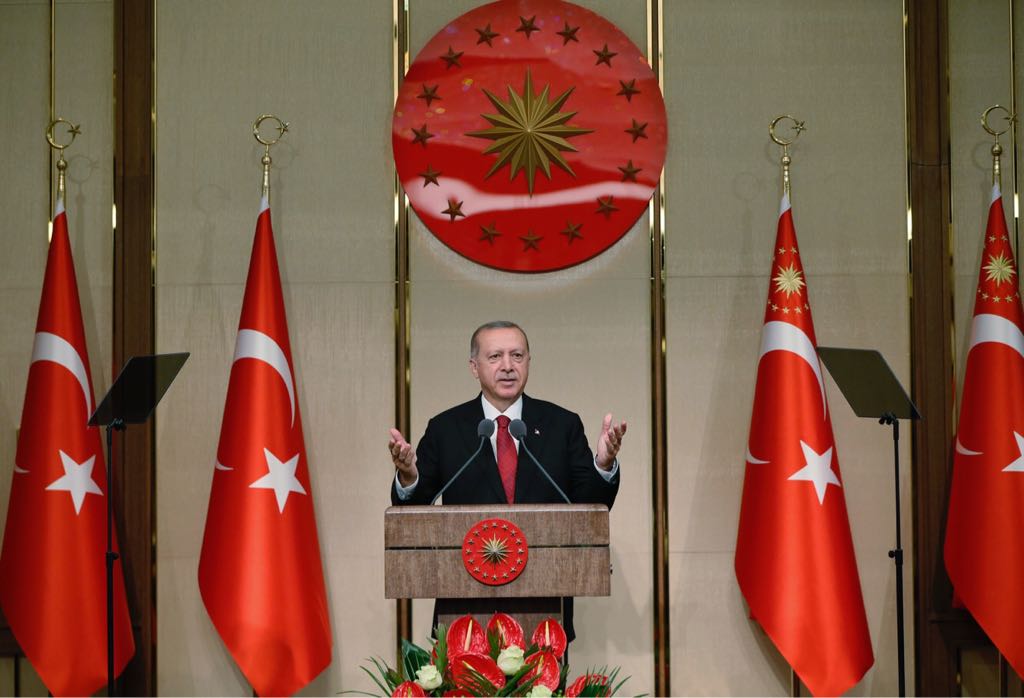 ZehraZumrutS's tweet photo. Sayın Cumhurbaşkanımız @RT_Erdogan: "15 Temmuz'u önemsizleştirmeye çalışanlar ülkemize ve milletimize karşı ruhlarında biriktirdikleri kibir, kin ve nefretlerini dile getiriyor" https://t.co/WrgjXejmKc