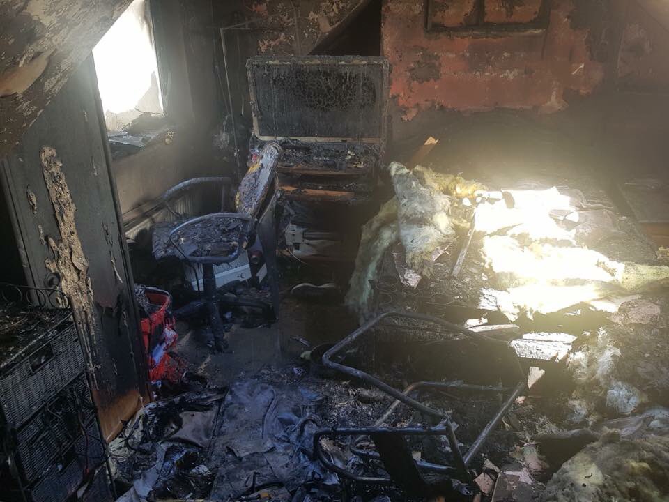 CorkCityFire's tweet image. 🏆Winner, Winner🏆
The winner of our @apachepizzacork Party Pack has been chosen. Enjoy the big game #WorldCupFinal this evening but remember don’t cook when you get home after a few drinks. We will leave u with a couple of photos of recent Fire Domestics we have attended! #fire