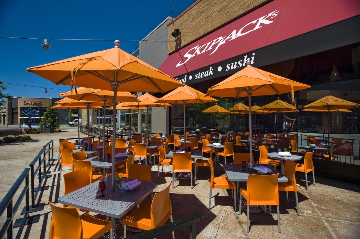 Skipjacks's tweet image. It's a gorgeous day outside, and our patio umbrellas are open! Join us for a cocktail, some oysters, and a day in the sun.