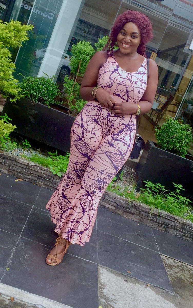 chris_tee4's tweet photo. Oh hi there 🙋🏾‍♀️❤️

#TEE🎀 https://t.co/pdNkrpjh0l