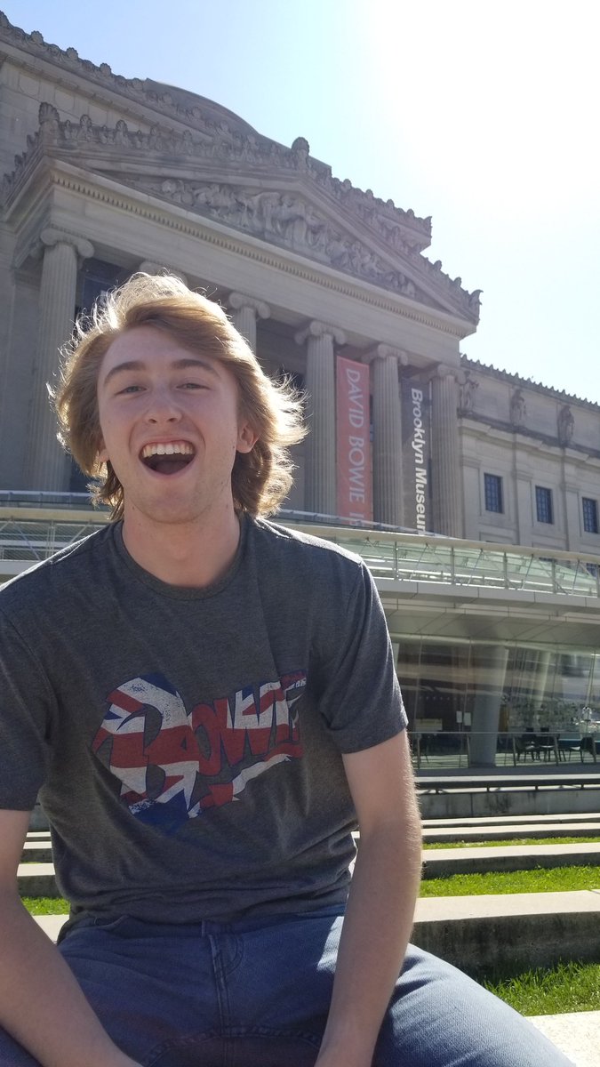 willstead97's tweet image. Today the David Bowie Is exhibit takes its final bow at the @brooklynmuseum. I was so lucky to visit this extraordinary place where I found myself immersed in the mind of one of our greatest artists. An emotional trip. I hope we'll see another version of this exhibit again soon.