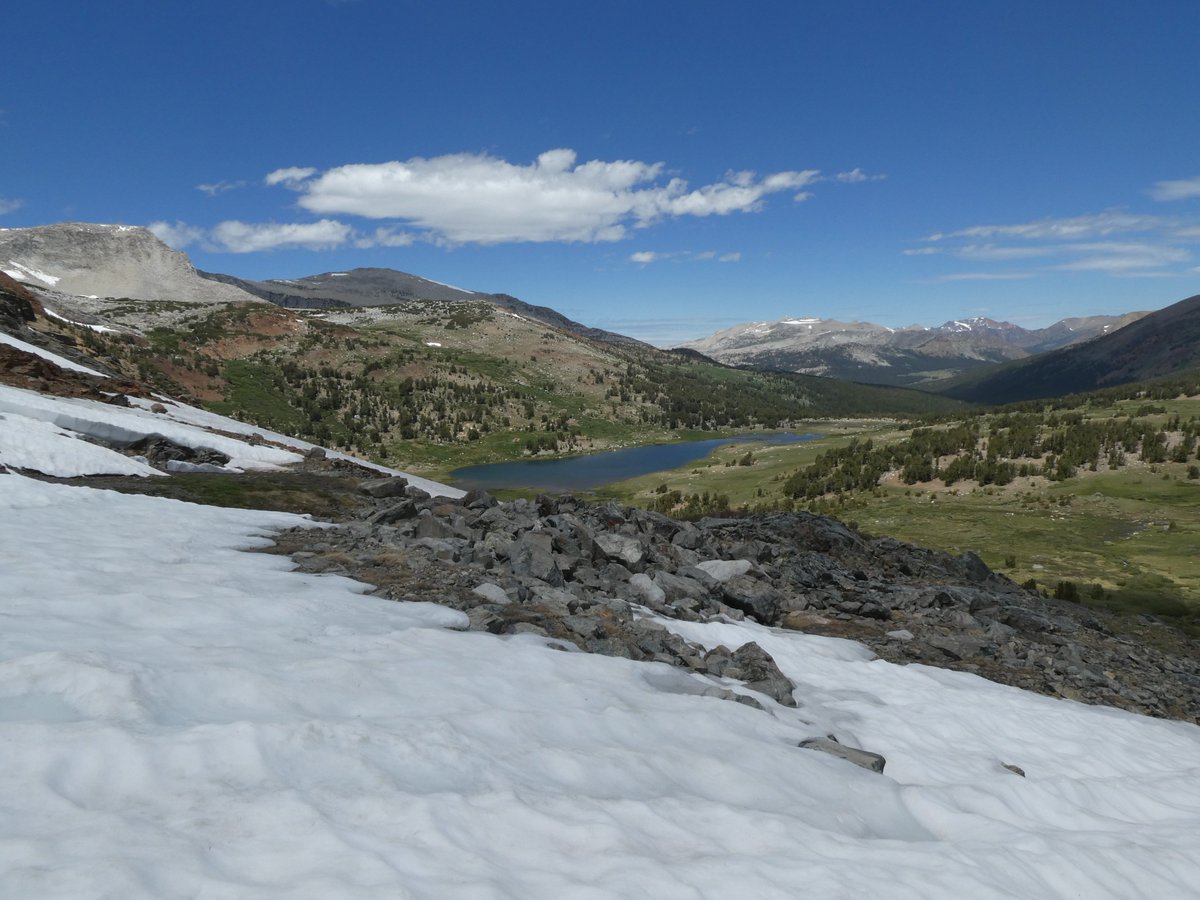 firegirl400's tweet photo. Beautiful views with white puffy clouds above #MonoPass in #YosemiteNationalPark in my latest @SNOnews Blog: https://t.co/Uq6yQOw4Lb https://t.co/lHJvSwuqlS