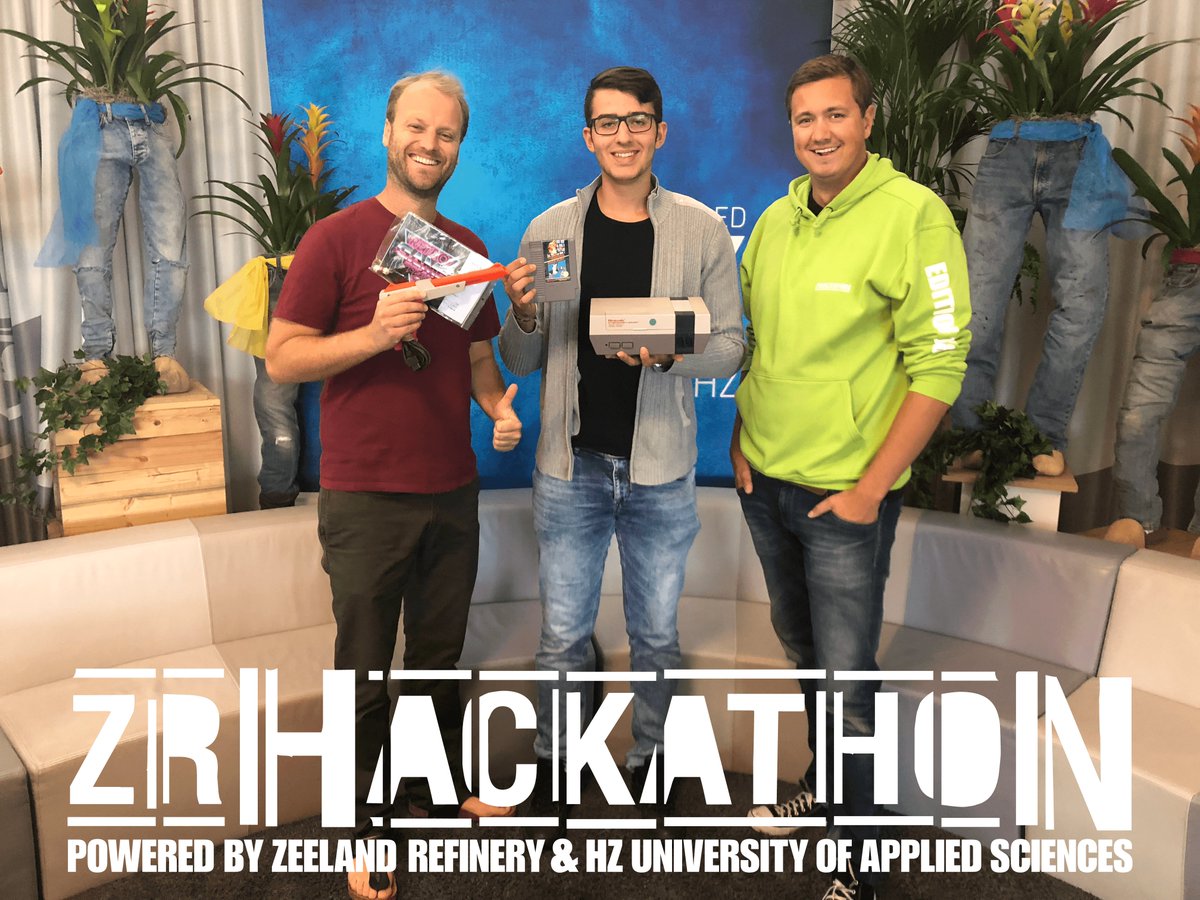 ZRHackathon tweet picture