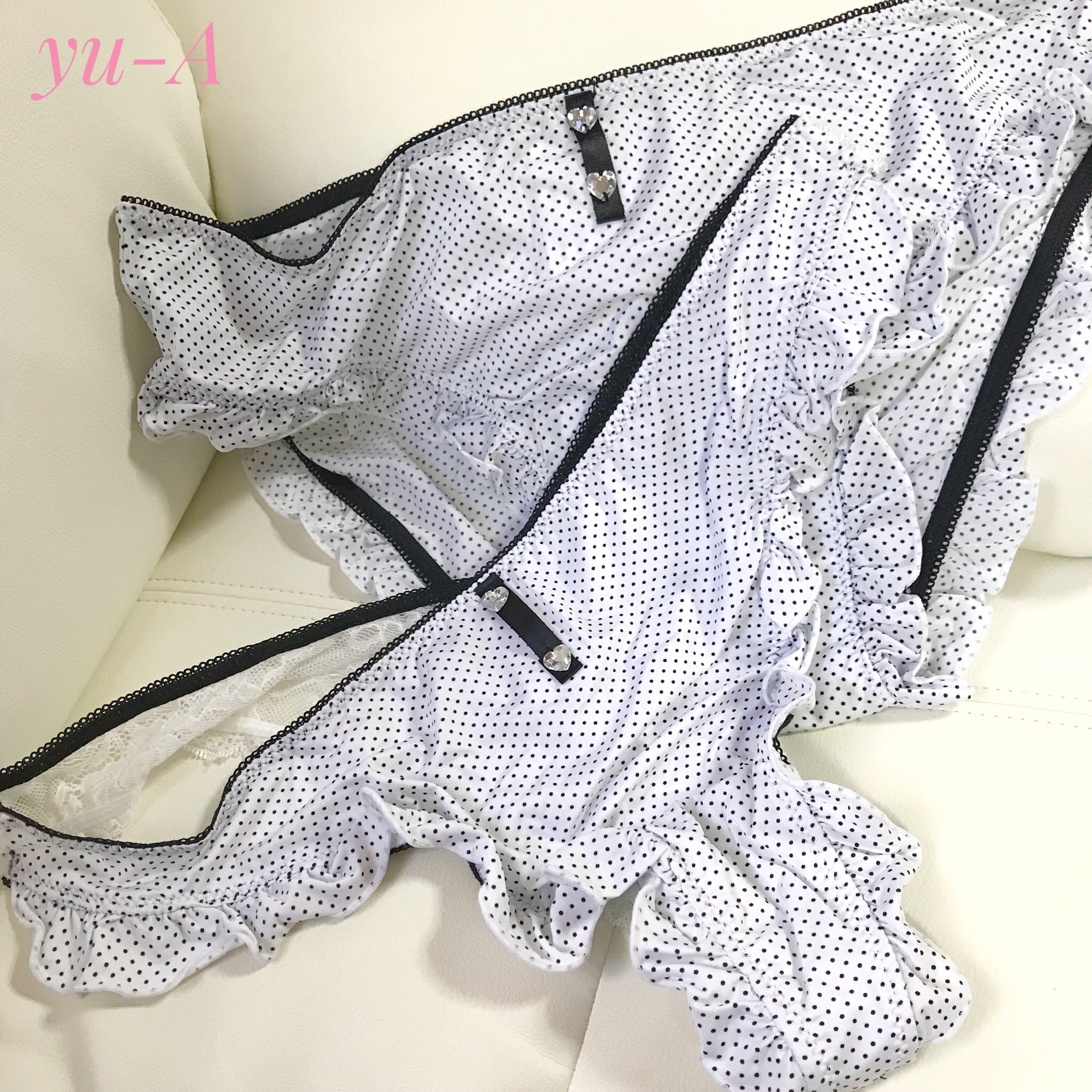 Yu A ゆーあ Lingerie ハートストーンが可愛い ドットフリル メンズランジェリー フリルパンティ フリルタンガ Tバック ユニセックス なので レディースランジェリーとしても お使い頂けます メンズランジェリー ユニセックス Yu A ゆーあ Lingerie ハートストーンが可愛い ドットフリル メンズランジェリー フリルパンティ フリルタンガ Tバック ユニセックス なので レディースランジェリーとしても お使い頂けます メンズランジェリー ユニセックス