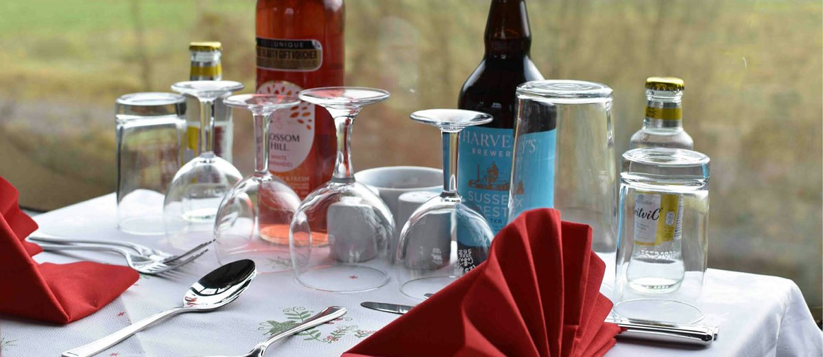 SpaVRofficial's tweet photo. Join us next Sunday afternoon - 22nd July onboard our popular High Weald Belle dining train.

More information and bookings can be found here https://t.co/H2bkaUs5CX

Check for availability above or by calling our Tunbridge Wells booking office on
01892 537715  #HighWealdBelle https://t.co/jJNzZ7B0VW