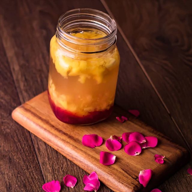 MangoesMumbai's tweet image. RT @HungryForeverCo: We slurping away on this fruity, tea-infused cocktail loaded with tropical fruits. Summertime beverage - on point. #cocktail #fruitycocktail #tropicaltwist #teainfused #cocktaillove #cocktailporn #summerdrink #mango #pineapple #foodi…